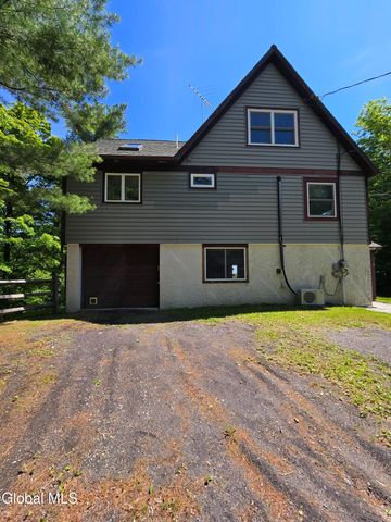 411 Thacher Park Road, Voorheesville, NY 12186