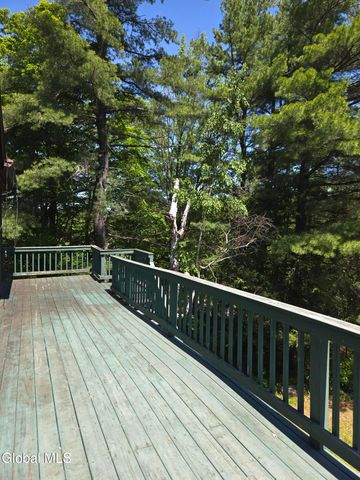 411 Thacher Park Road, Voorheesville, NY 12186