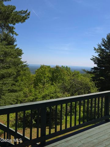 411 Thacher Park Road, Voorheesville, NY 12186