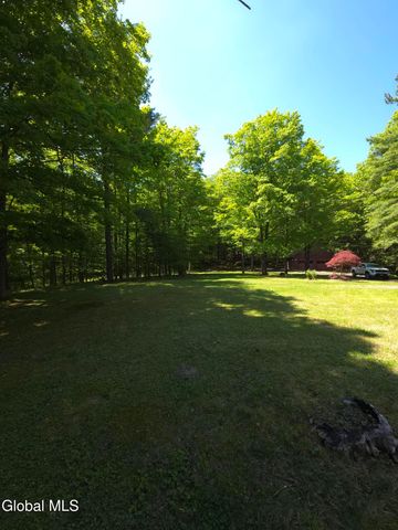 411 Thacher Park Road, Voorheesville, NY 12186