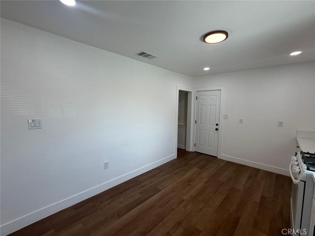 112 Woodrow, Bakersfield, CA 93308