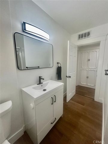 112 Woodrow, Bakersfield, CA 93308
