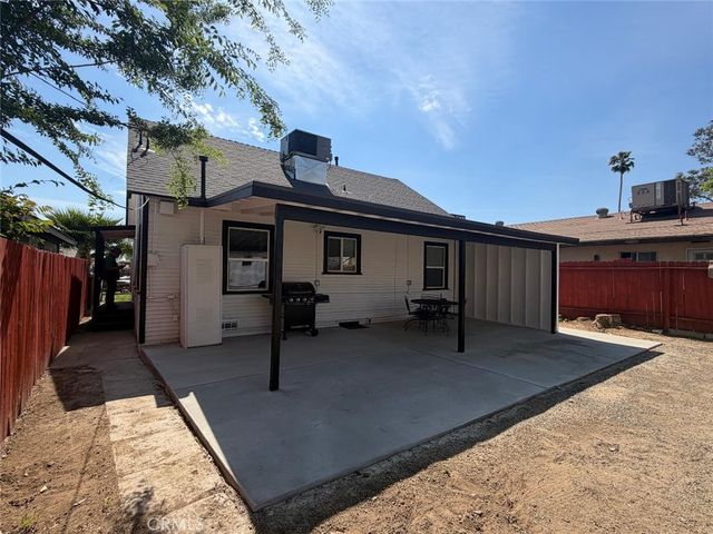 112 Woodrow, Bakersfield, CA 93308