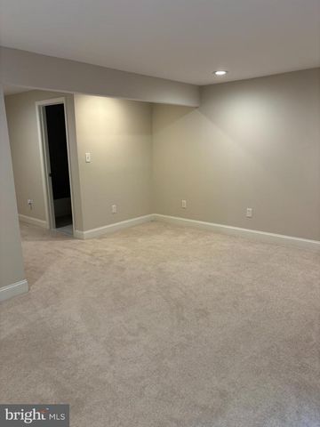1318 ALDERTON LN, Silver Spring, MD 20906