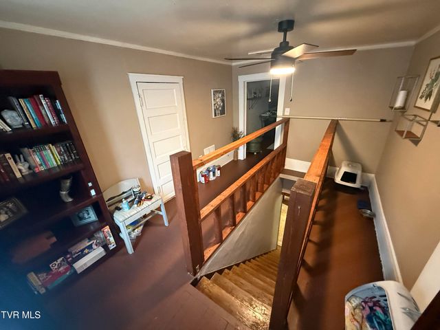 2023 Enterprise Road, Piney Flats, TN 37686