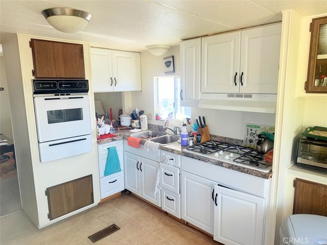 999 S Santa Fe 48, San Jacinto, CA 92583