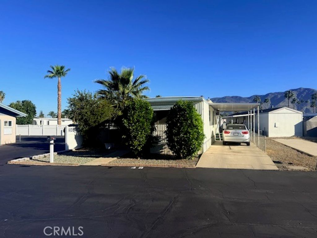 999 S Santa Fe 48, San Jacinto, CA 92583