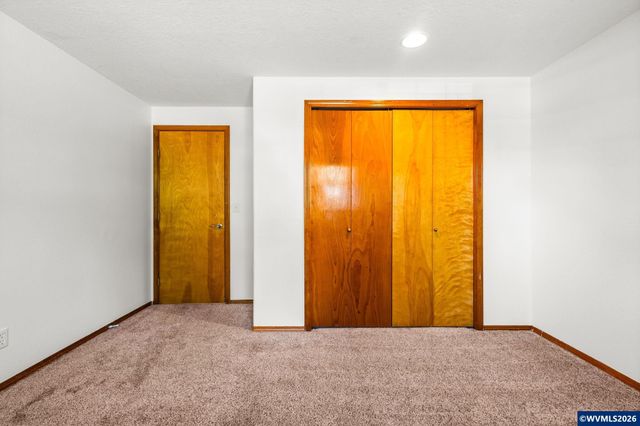 2030 Woodhaven Ct NW, Salem, OR 97304
