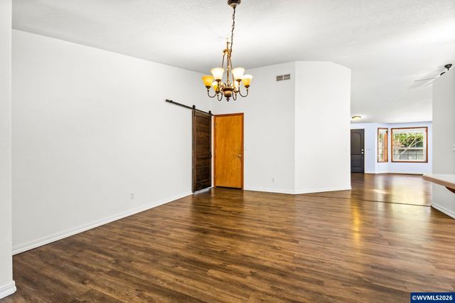 2030 Woodhaven Ct NW, Salem, OR 97304