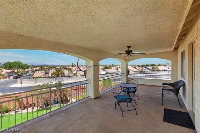 1035 Devon Lake Street, Las Vegas, NV 89110