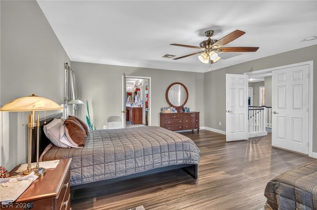 1035 Devon Lake Street, Las Vegas, NV 89110