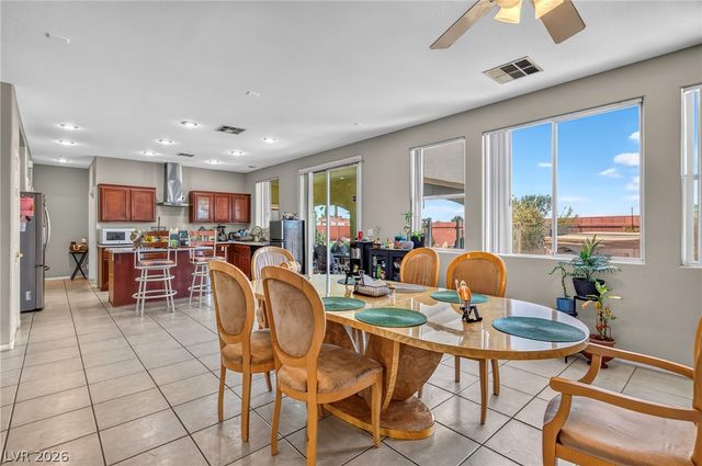 1035 Devon Lake Street, Las Vegas, NV 89110