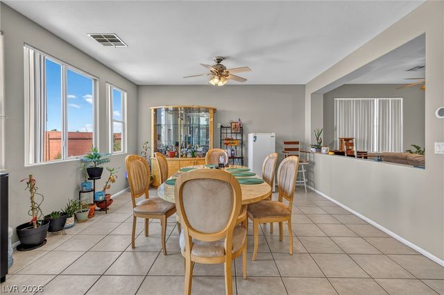 1035 Devon Lake Street, Las Vegas, NV 89110