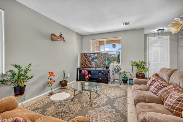 1035 Devon Lake Street, Las Vegas, NV 89110