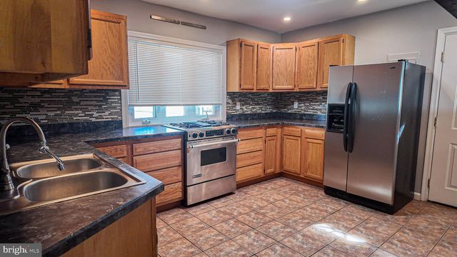 9316 ACADEMY RD, Philadelphia, PA 19114