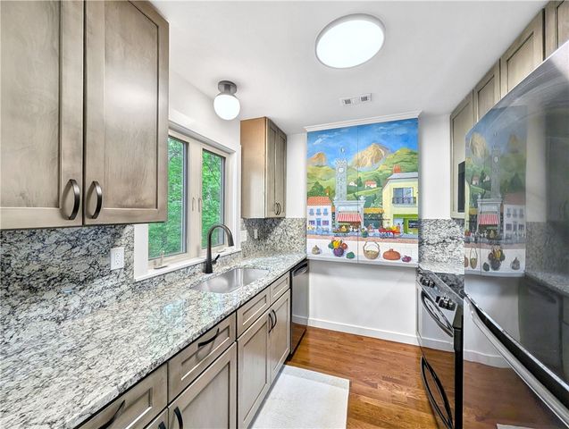 1 Mellor Court, Bella Vista, AR 72715