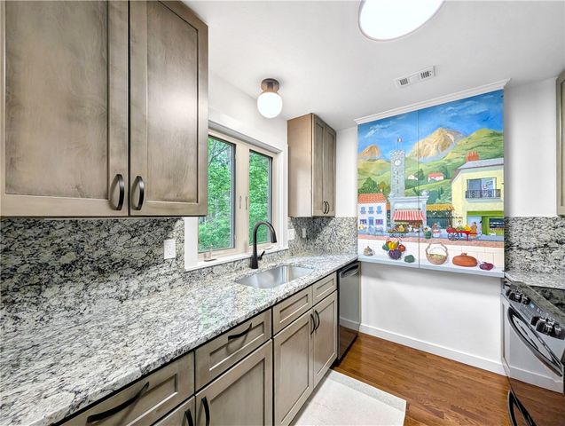 1 Mellor Court, Bella Vista, AR 72715
