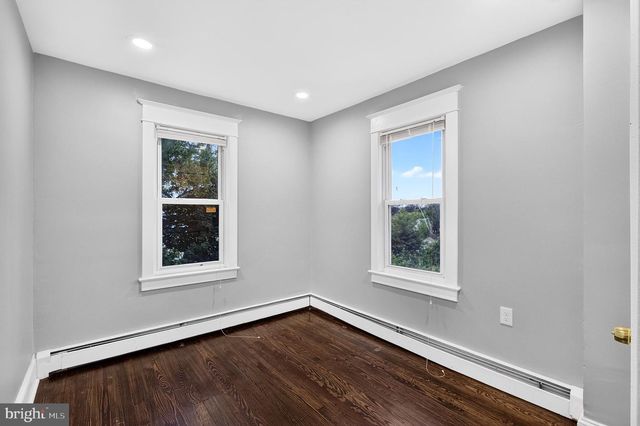 268 CLOVER, Ewing Twp, NJ 08560
