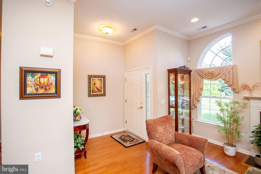 14 FIVE PONDS CIR, WARMINSTER, PA 18974 — photo 2