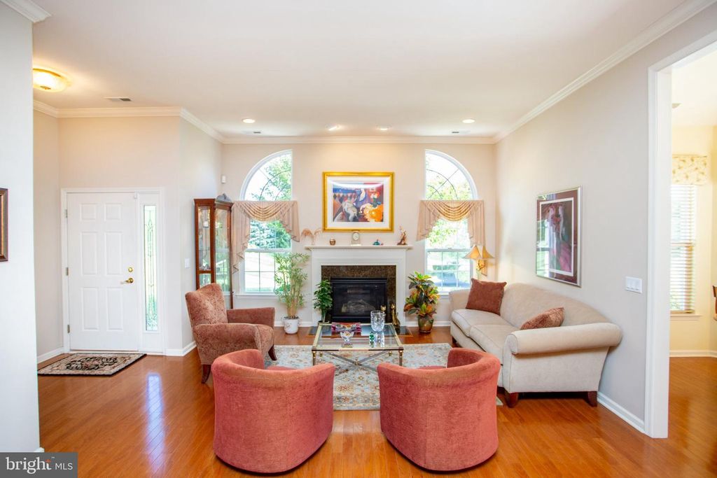 14 FIVE PONDS CIR, WARMINSTER, PA 18974 — photo 4