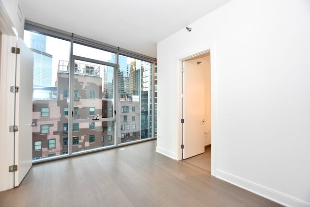 60 E Randolph Street PH25C, Chicago, IL 60601