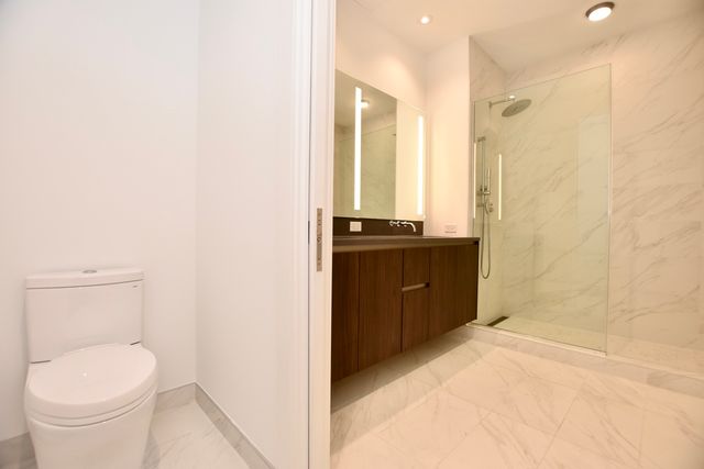 60 E Randolph Street PH25C, Chicago, IL 60601