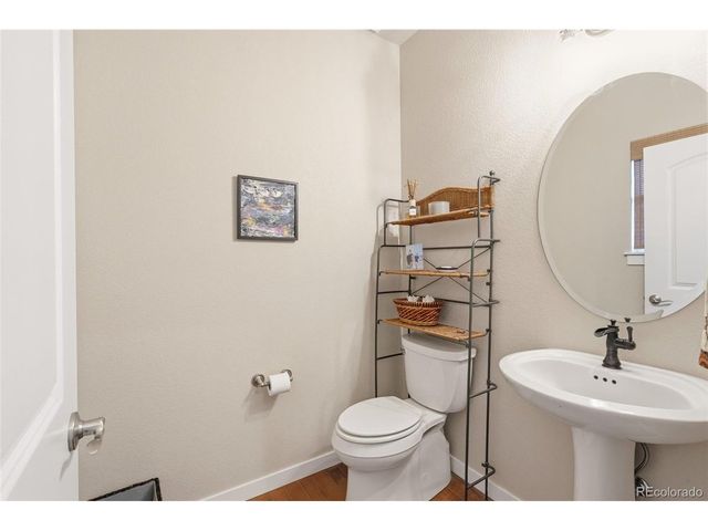 565 Remington Dr, Hudson, CO 80642
