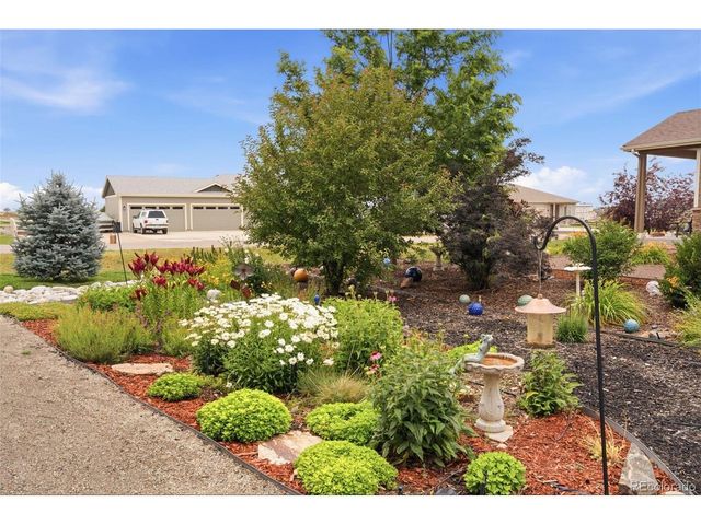 565 Remington Dr, Hudson, CO 80642