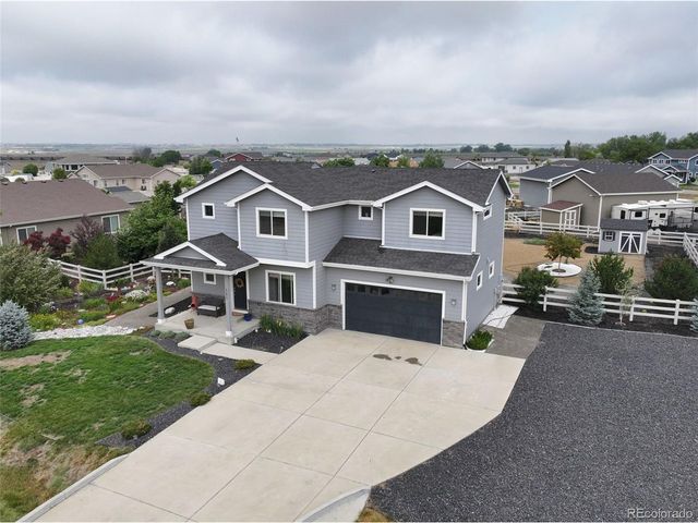 565 Remington Dr, Hudson, CO 80642