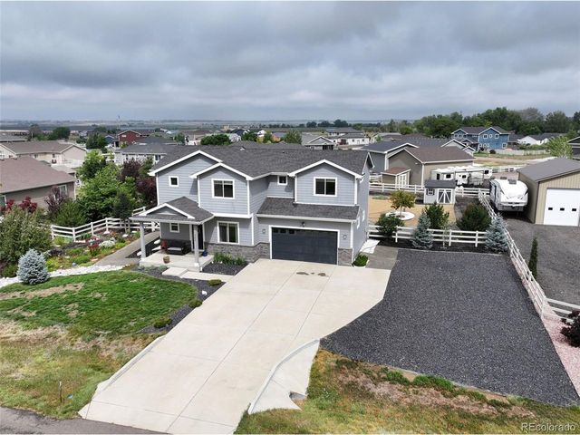 565 Remington Dr, Hudson, CO 80642