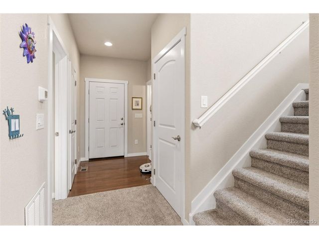 565 Remington Dr, Hudson, CO 80642