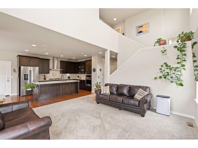 565 Remington Dr, Hudson, CO 80642