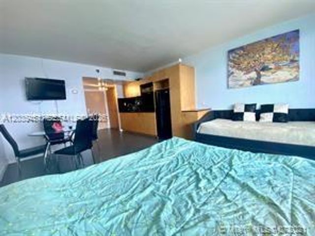 19201 Collins Ave 939, Sunny Isles Beach, FL 33160