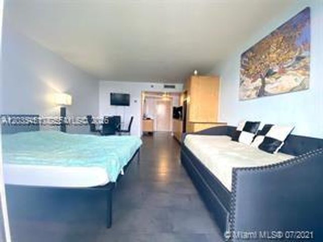 19201 Collins Ave 939, Sunny Isles Beach, FL 33160