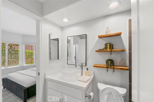 30 Wakonda, Rancho Santa Margarita, CA 92679