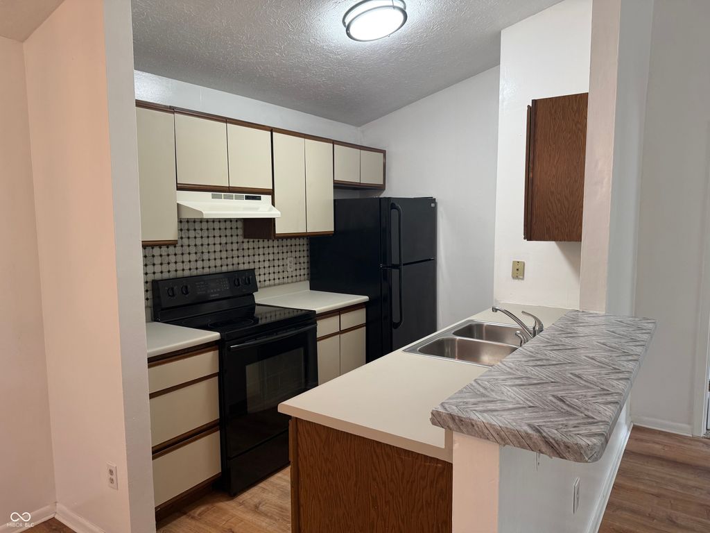 4291 Village Parkway Circle W 11