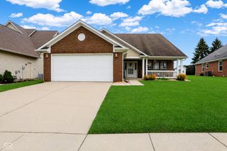 4317 W Summerhaven Drive, New Palestine, IN 46163