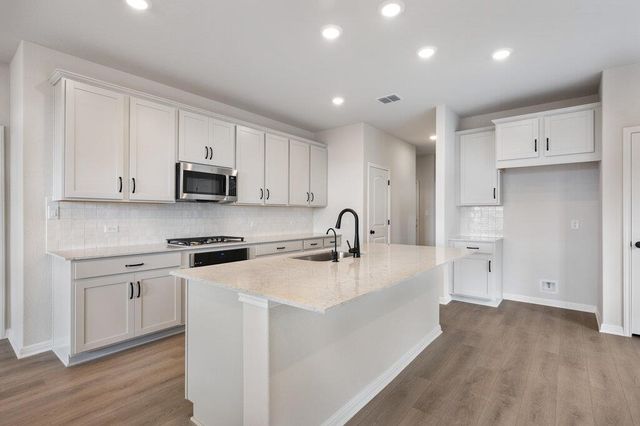9721 Serene Bliss LN, Buda, TX 78610
