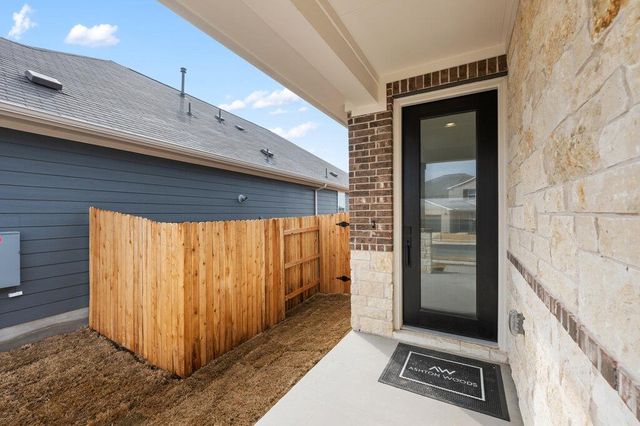 9721 Serene Bliss LN, Buda, TX 78610