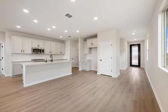9721 Serene Bliss LN, Buda, TX 78610