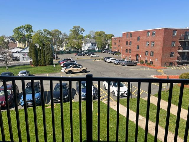 100 Governors Park 18, Winthrop, MA 02152