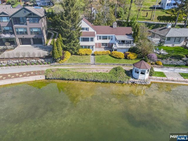 50 W Shore Trail, Sparta, NJ 07871