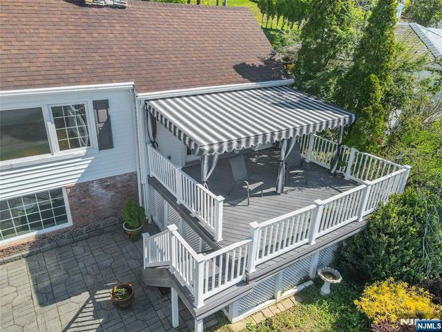 50 W Shore Trail, Sparta, NJ 07871