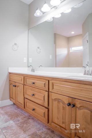 7888 Park Place Dr S, Mobile, AL 36609