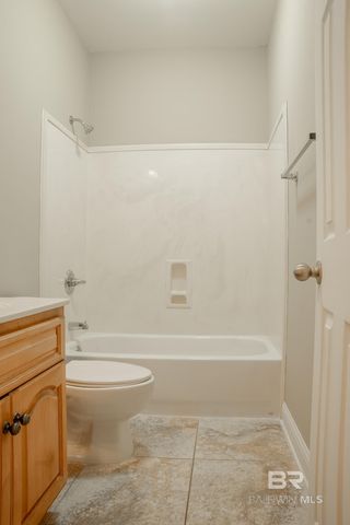 7888 Park Place Dr S, Mobile, AL 36609