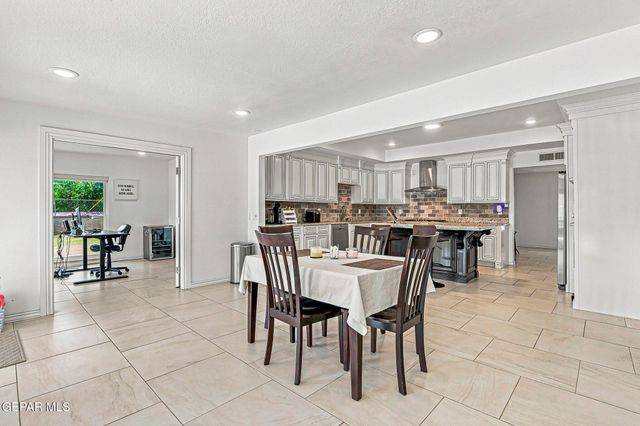 6710 Westside Drive, El Paso, TX 79932