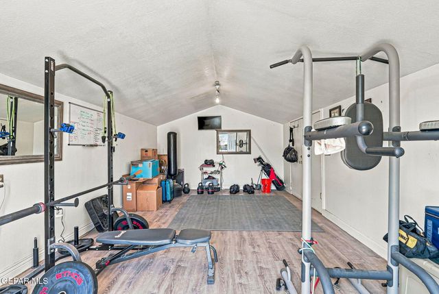 6710 Westside Drive, El Paso, TX 79932