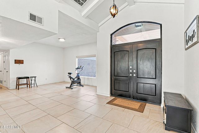 6710 Westside Drive, El Paso, TX 79932