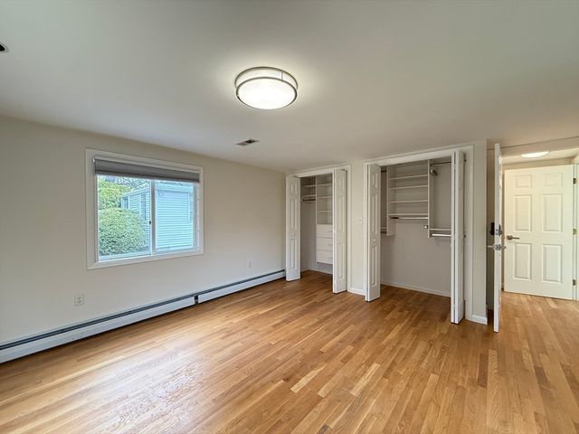 115 Grove St, Brookline, MA 02467