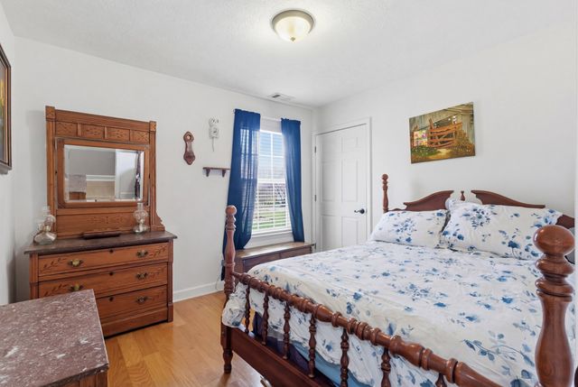 1013 Chelsea Dr, Goodlettsville, TN 37072